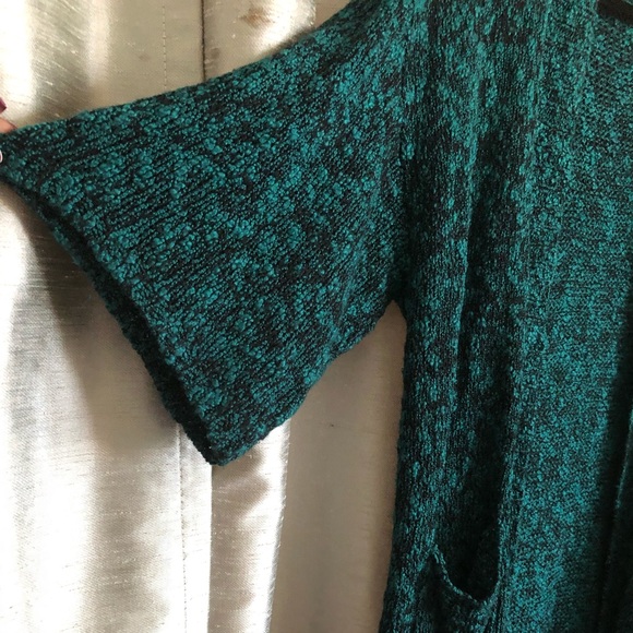 Cute cardigan - Picture 3 of 7